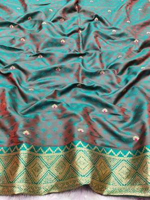 pink zari woven banarasi silk blend traditional saree with blouse piece 4