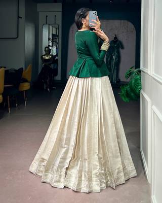 Women's Kanchipuram Zari Woven free size Lehenga and Satin silk blend Top Set 3