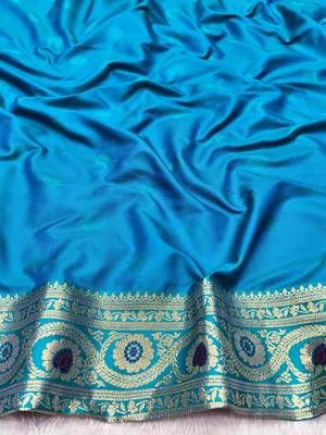 purple zari woven banarasi silk blend traditional saree with blouse piece 4