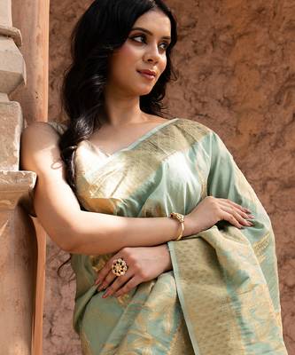 Sea green embroidered puure tissue saree 5