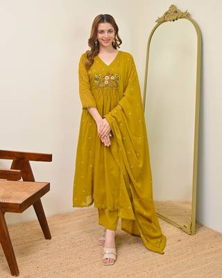 Embroidered Chanderi Flared Kurta Pant and Dupatta Set 1