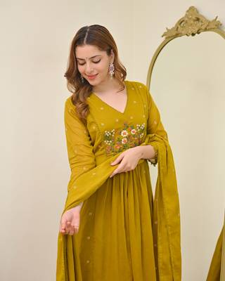 Embroidered Chanderi Flared Kurta Pant and Dupatta Set 4