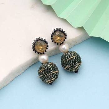Multi color fashion earrings with trendy designer style 1