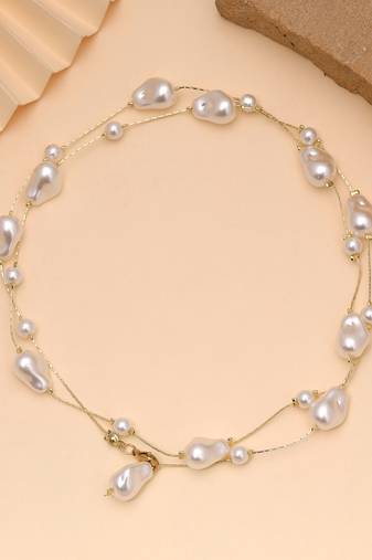 White color pearl mala with classic jewelry style