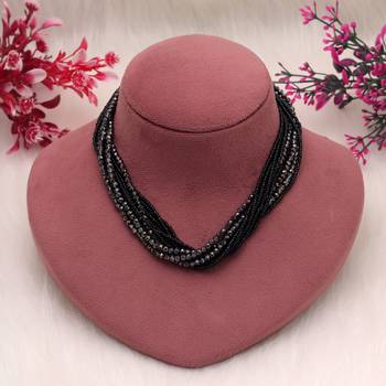 Black color magnetic beaded necklace with trendy style 2