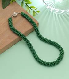Green color magnetic beaded necklace with fashion style