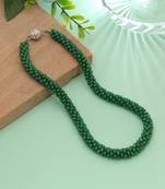 Green color magnetic beaded necklace with fashion style