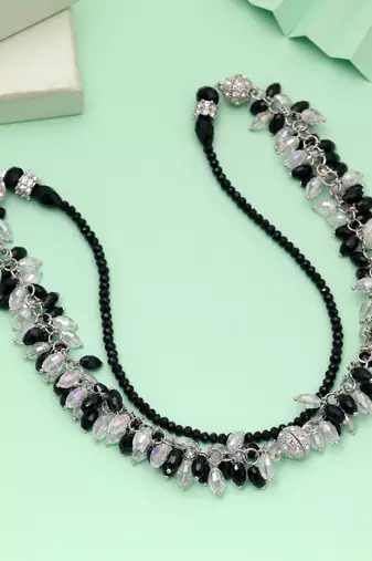White & black color beaded necklace with modern style
