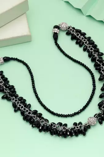 Black color beaded necklace with handmade style