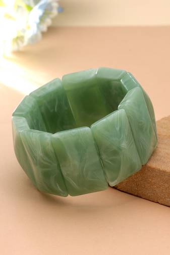 Green color stretchable acrylic fashion bangle design