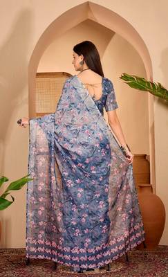 Blue linen floral printed casual saree with blouse piece 3