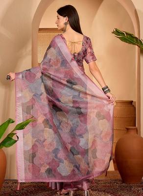 Pink linen geometric printed casual saree with blouse piece 3