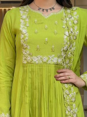 Embroidered Chinon Straight Kurta, Pant and Dupatta Set 2
