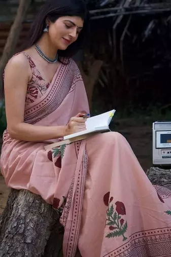 Pink linen floral printed casual saree with blouse piece