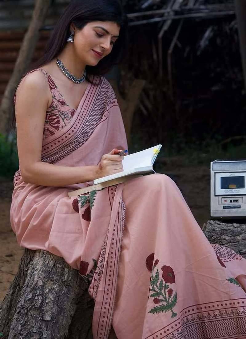 Pink linen floral printed casual saree with blouse piece