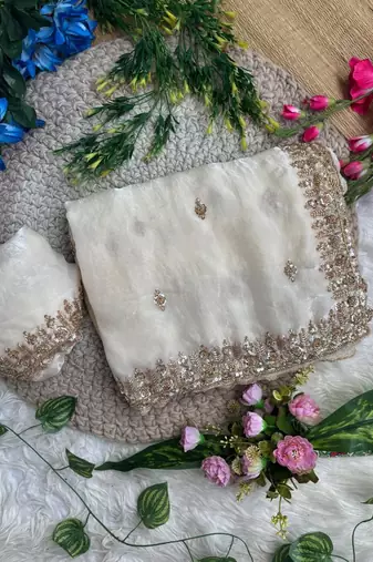 White Color beads and Hand Work Sartin Saree