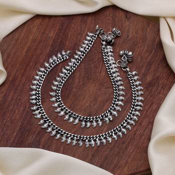 Silver color oxidised anklet traditional ethnic design 1