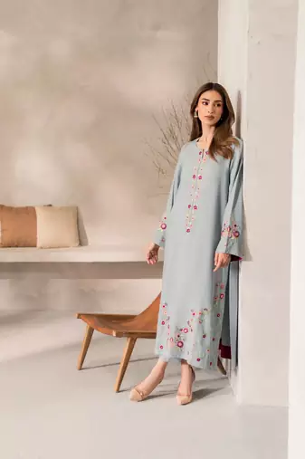 Women's Gorgeous Thread Work Chanderi Silk Fabric Straight Kurta Pant and Dupatta Set