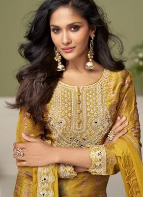 Yellow chinon silk full stitched free size upto 42 2