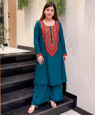 Embroidered French Crepe Straight Kurta Palazzo Set 1