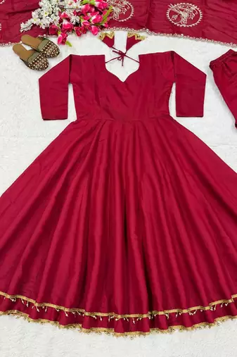Maroon Color Plain Work silk blend salwar suit