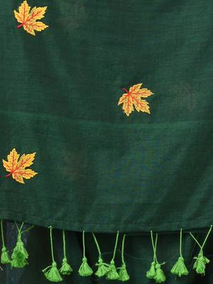 green leaf motifs cotton blend soft saree 4