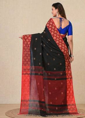 black geometric motifs cotton blend handspun soft saree 3