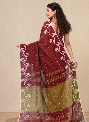 red geometric motifs cotton blend handspun soft saree 3