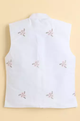 Boys white pure cotton heritage embroidered kurta pyjama set with waistcoat & necklace
