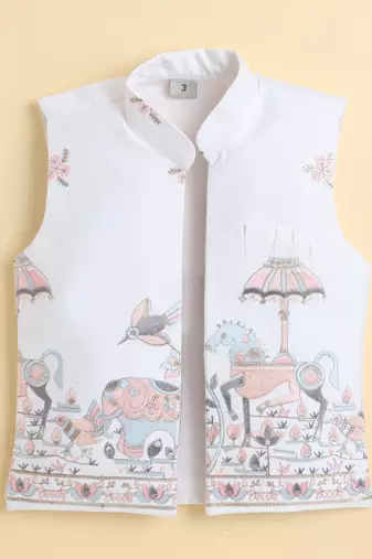 Boys white pure cotton heritage embroidered kurta pyjama set with waistcoat & necklace