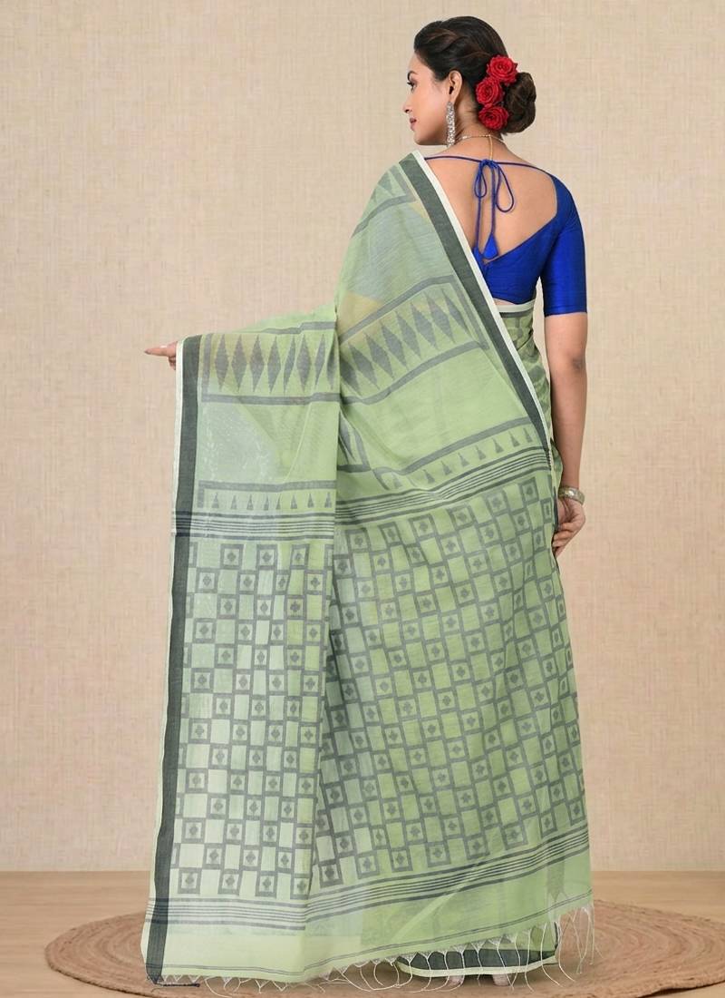 light green texture pattern cotton blend handspun soft saree