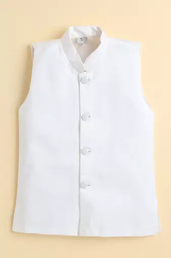 Boys off white satin heritage embroidered sherwani & trouser set with waistcoat & necklace