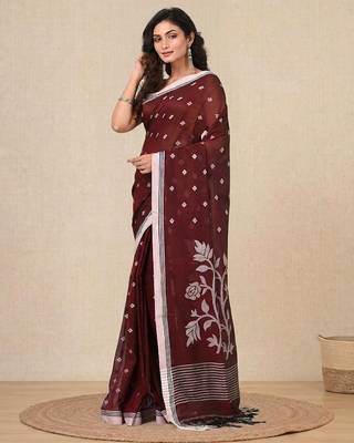 maroon geometric motifs cotton blend soft saree 2