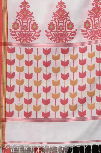 white geometric pattern cotton blend soft saree