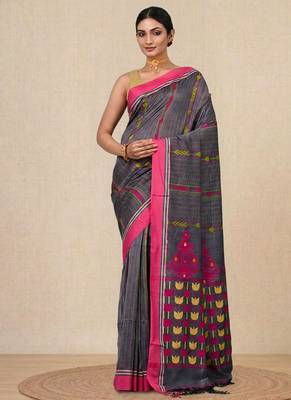 grey geometric pattern cotton blend soft saree 1