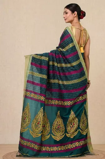 green geometric pattern cotton blend soft saree