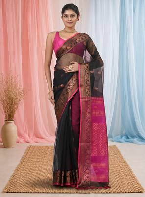 elegant black and magenta resham saree with zari border 1