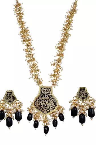 Gold-toned black beaded long necklace set with enamel thewa pendant and earrings