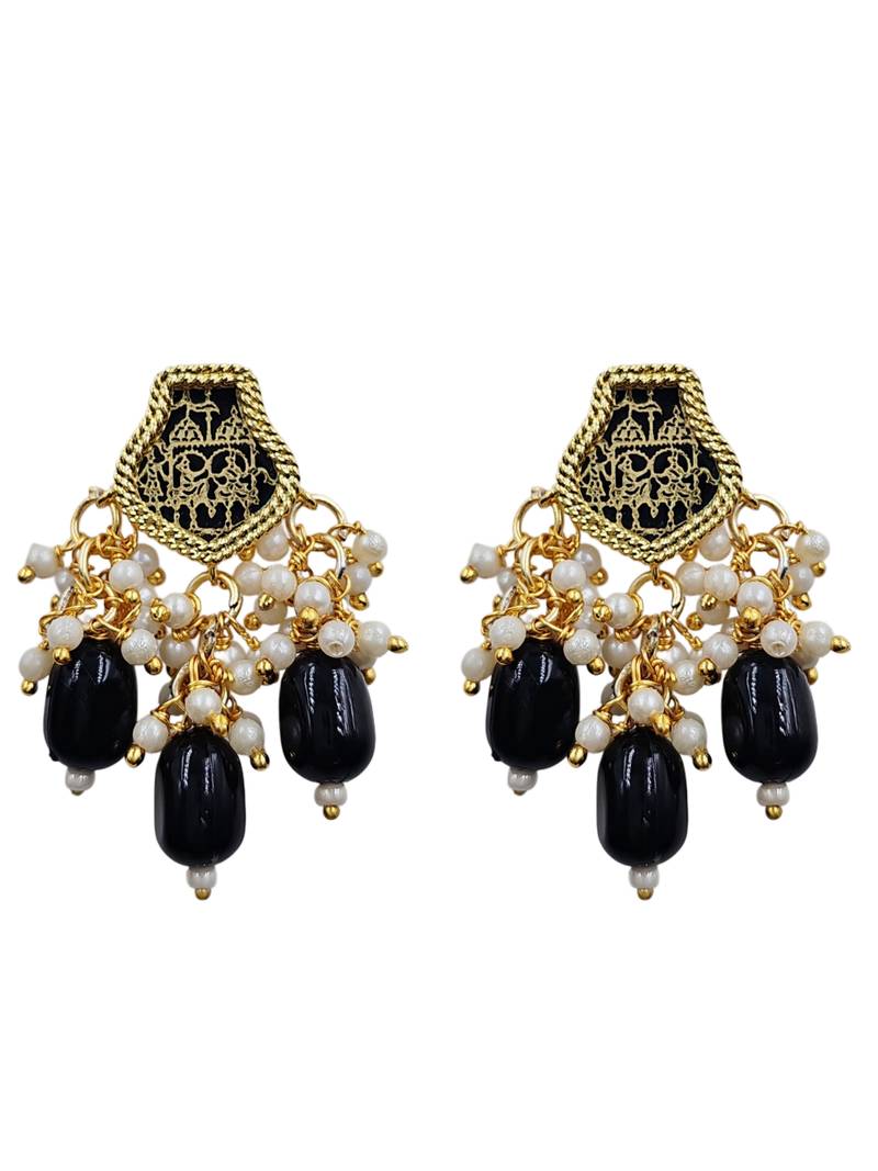 Gold-toned black beaded long necklace set with enamel thewa pendant and earrings