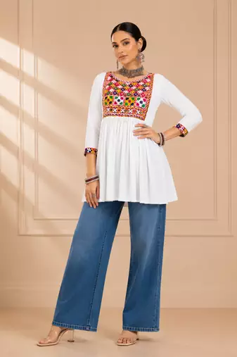 White gamthi mirror work rayon kediya top