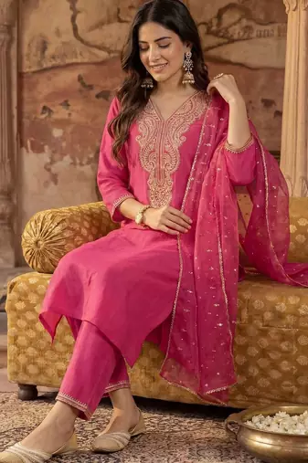Women Ethnic Motifs Embroidered Regular Thread Work Liva Kurta with Trousers & With Dupatta