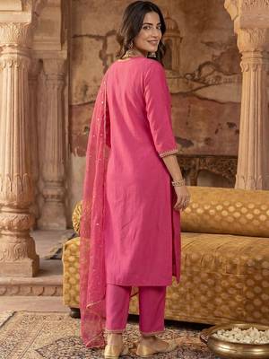 Women Ethnic Motifs Embroidered Regular Thread Work Liva Kurta with Trousers & With Dupatta 3