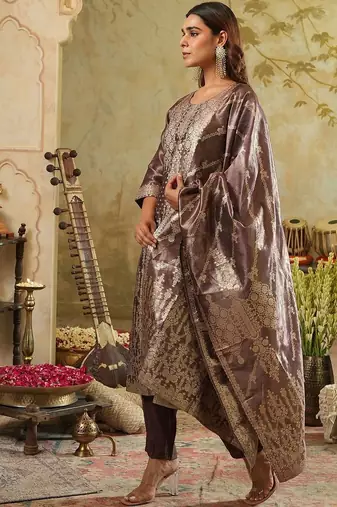Women Ethnic Motifs Regular Kurta with Trousers & With Dupatta