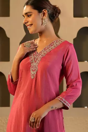 Women Ethnic Motifs Embroidered Regular Kurta with Trousers