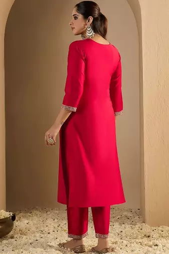 Women Ethnic Motifs Embroidered Regular Thread Work Liva Kurta with Trousers