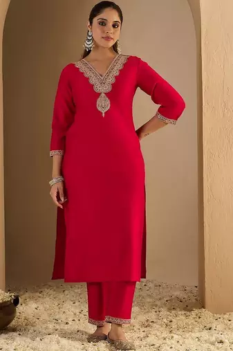 Women Ethnic Motifs Embroidered Regular Thread Work Liva Kurta with Trousers