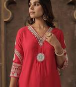 Women Ethnic Motifs Embroidered Regular Thread Work Kurta with Trousers