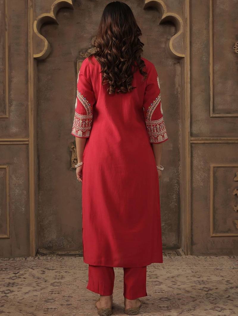 Women Ethnic Motifs Embroidered Regular Thread Work Kurta with Trousers