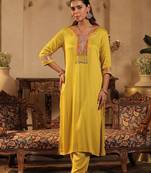 Women Ethnic Motifs Embroidered Regular Thread Work Kurta with Trousers