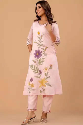 Women Floral Embroidered Regular Thread Work Kurta with Trousers